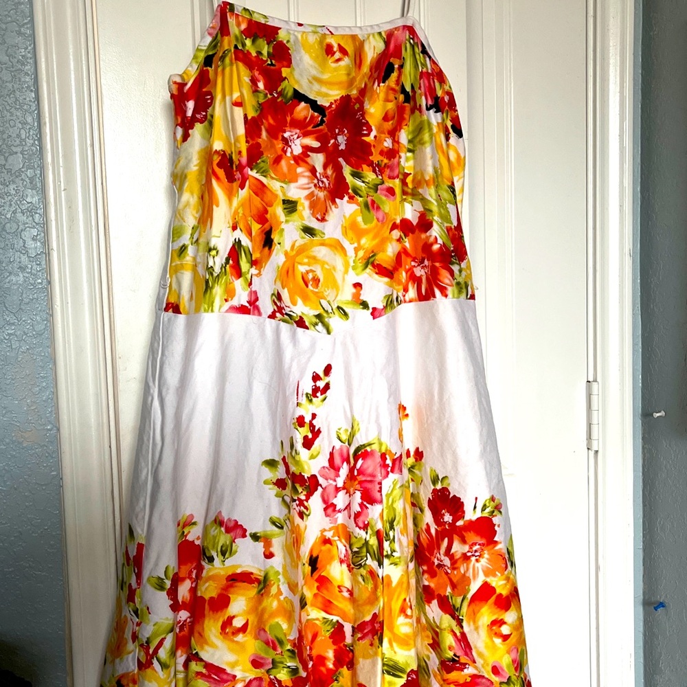 Dress barn white sundress with flowers
